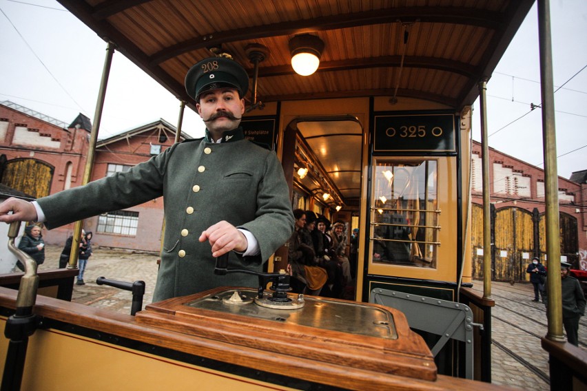 Zabytkowy tramwaj z 1901 roku - MAXIMUM